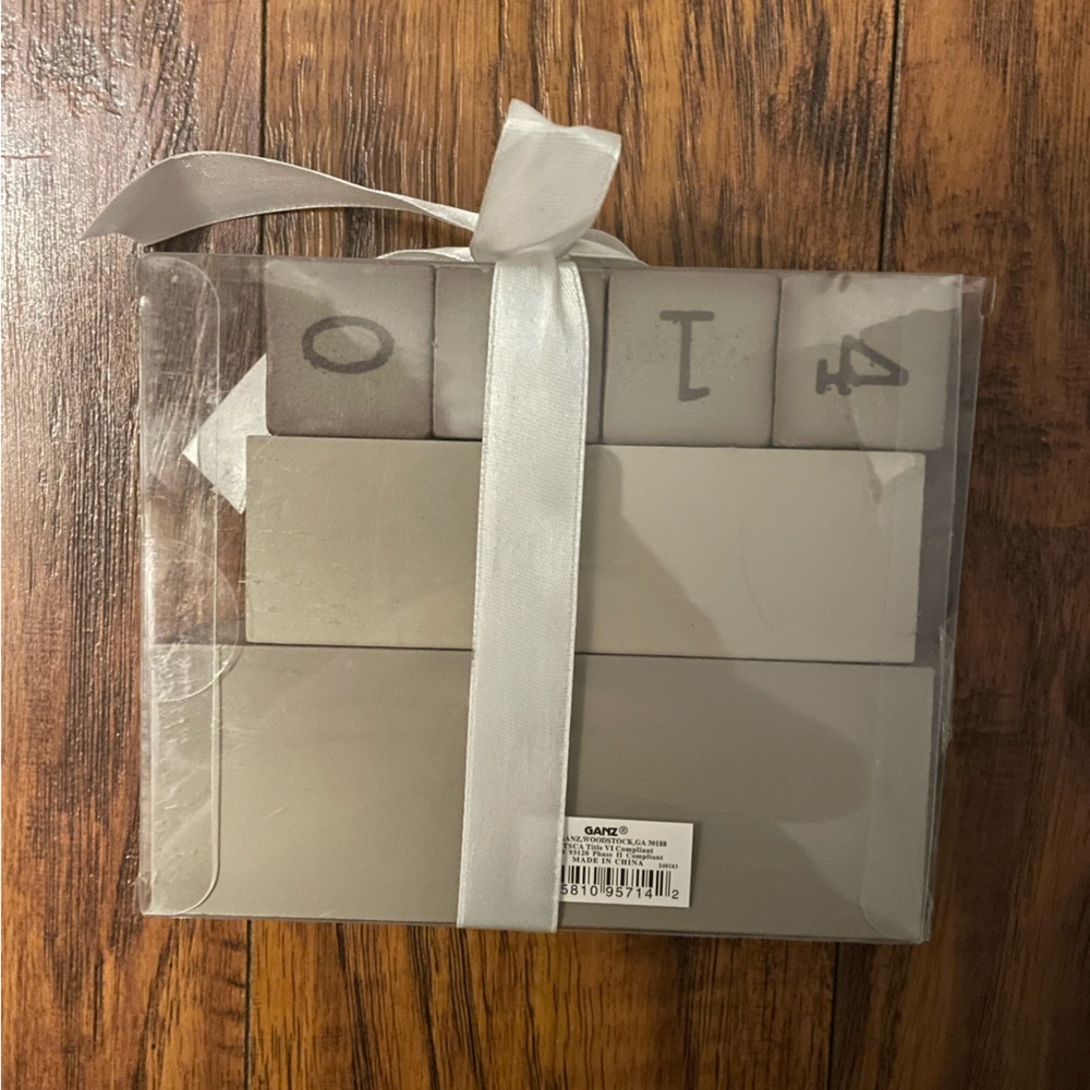 Elegant Countdown Blocks for Weddings - Picture 2 of 4